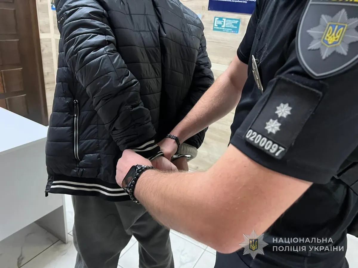 В Одесі чоловік нападав на жінок: суд відправив його до психлікарні на 60 діб