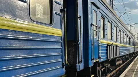 Удар по потягу Одеса—Дніпро: машиніст побачив ціль, пасажирів евакуювали