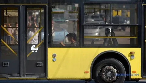 Київ і Дніпро передадуть Одесі сім автобусів МАЗ