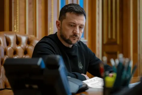 Зеленський: удари по Україні тривають безперервно, світ реагує недостатньо