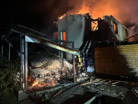 Нічна атака на Одесу: пошкоджена 19-поверхівка, постраждали шестеро людей