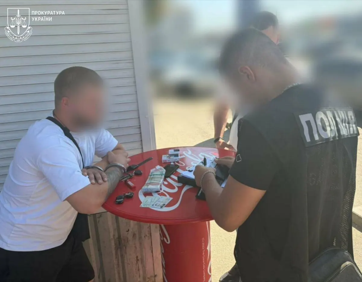 На Одещині затримали чоловіка, який обіцяв "вирішити" інвалідність за $15 тисяч