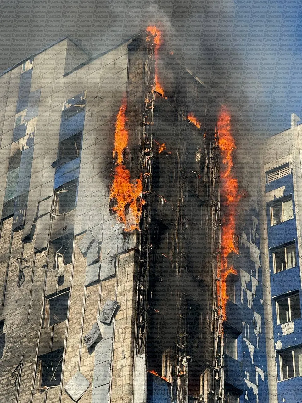 Атака дронів на центр Одеси: п'ятеро постраждалих, пошкоджено адмінбудівлю