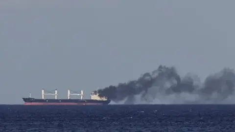 Дрон РФ атакував цивільне судно в Чорному морі: загинув капітан, троє поранених