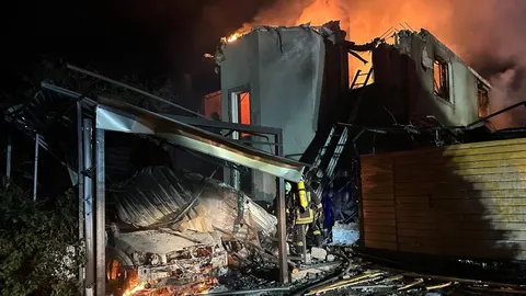 Нічна атака на Одесу: пошкоджена 19-поверхівка, зруйновано приватний будинок, шестеро постраждалих