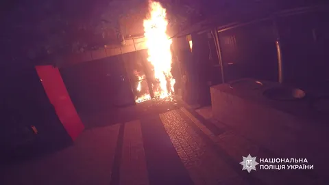 19-річному херсонцю оголосили підозру за підпал ресторану в Одесі