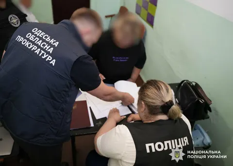 На Одещині затримали пару, яку підозрюють у створенні дитячого порноконтенту