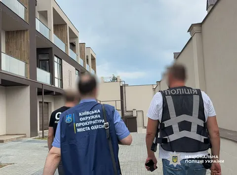 47 таунхаусів на схилі: одеському забудовнику оголосили підозру