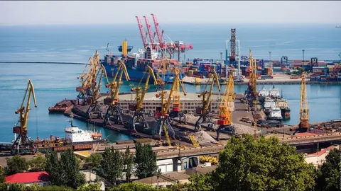 Блокада портів Одеси може коштувати Україні до $2 млрд щомісяця