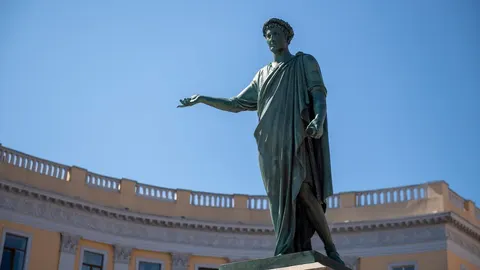 Пам’ятник Дюку в Одесі: після зняття захисту значних пошкоджень не знайшли