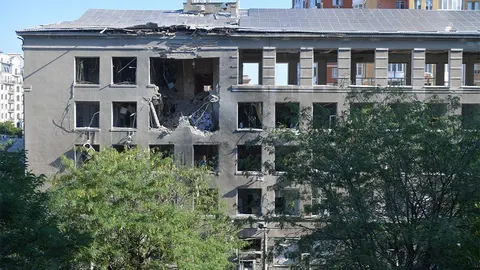 Нічна атака на Одесу: пошкоджені будинки, ліцей та кав'ярня, восьмеро постраждалих
