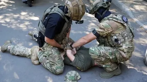 В Одесі працівника ТЦК засудили до 5 років за силову мобілізацію трьох чоловіків