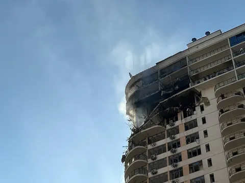 Одеса під комбінованою атакою: пошкоджені будинки, авто та гаражі