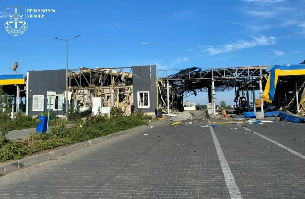 Нічна атака на Одещину: постраждали семеро людей, пункт пропуску «Орлівка» тимчасово зупинив роботу