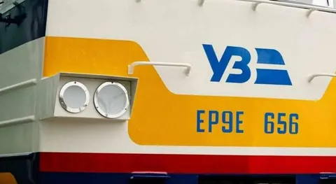 Удар БпЛА по потягу Одеса–Дніпро: пасажирів евакуювали до атаки