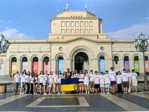 Одеські діти захисників повернулися з відпочинку у Вірменії